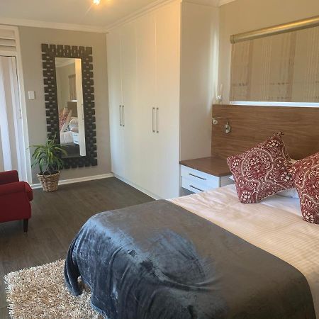 The Orchards Residence พอร์ตเอลิซาเบธ ภายนอก รูปภาพ